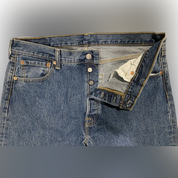 501® Original Fit Men’s Jeans - Picture 3 of 4